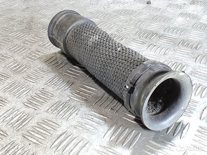 Патрубок впускного коллектора Chevrolet Lanos 2004