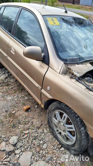 Разбор kia rio 1 универсал