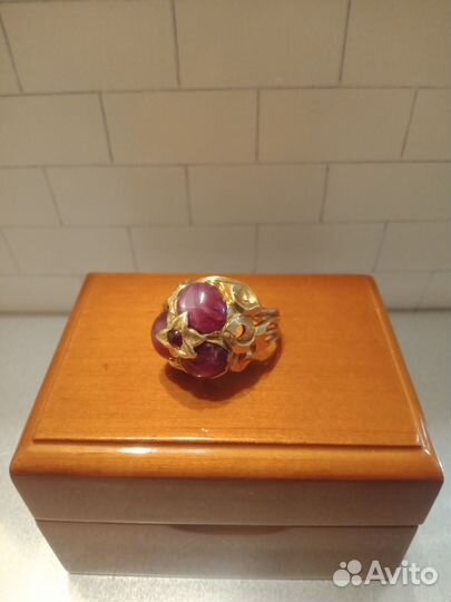 Ювелирные украшения из золота