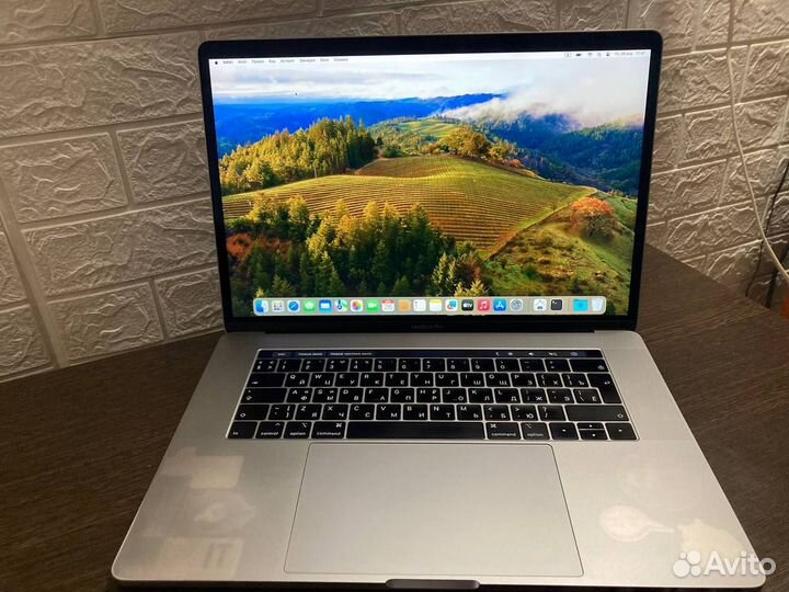 Macbook pro 15 2019 i7, 16, 256