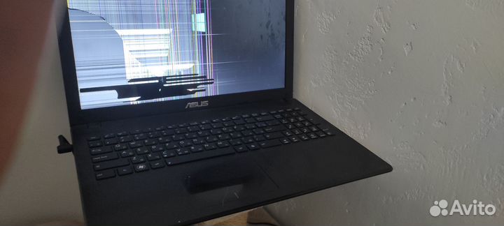 Ноутбук asus