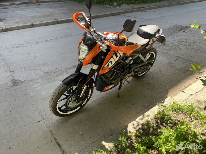 KTM Duke 125