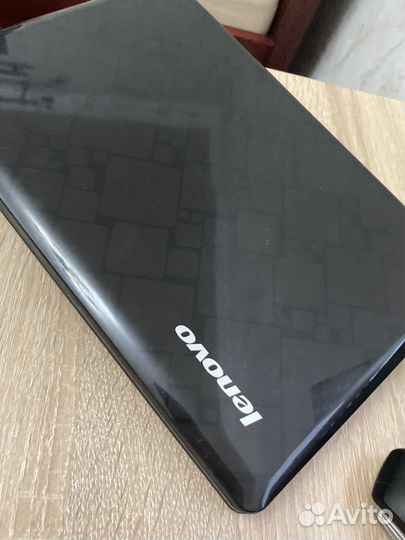 Lenovo s205