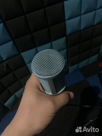 Микрофон akg p120