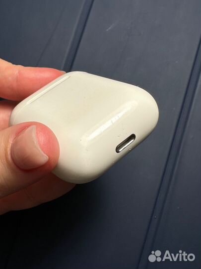 Apple airpods 2