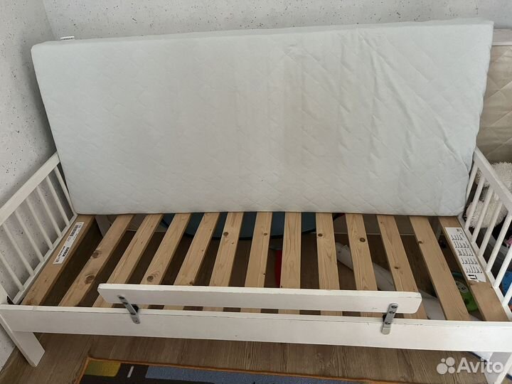 Детская кровать IKEA с матрасом