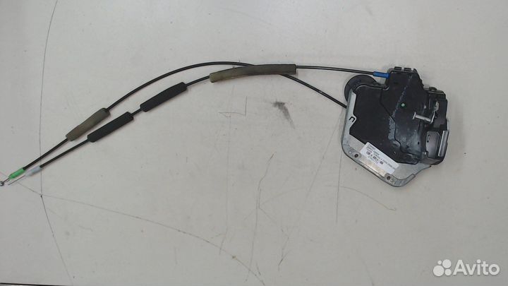 Замок двери Toyota Avensis 2, 2006