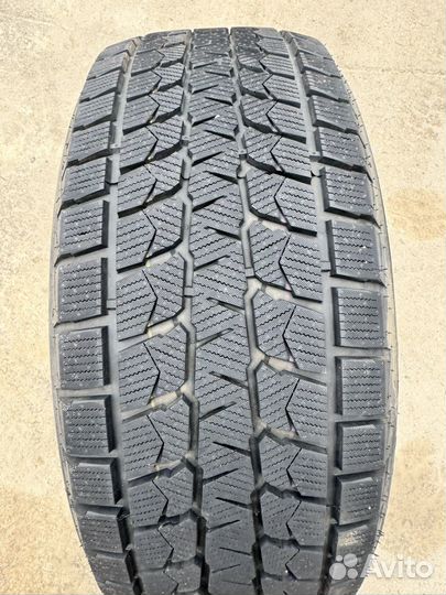 Bearway BW-ICE 255/45 R20 101S