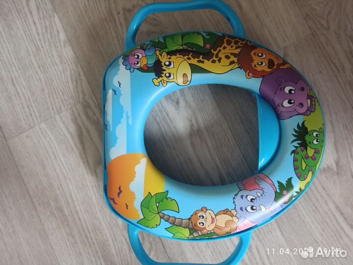 Сидушка на унитаз новая