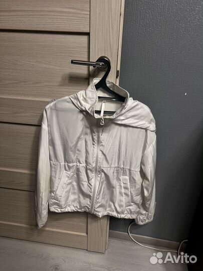 Ветровка befree