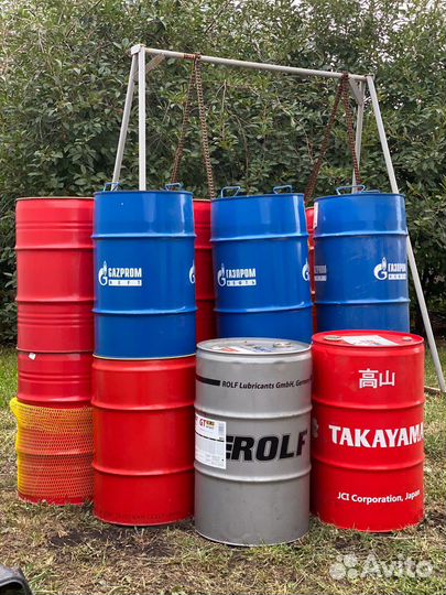 Железные бочки 60 л и пластиковые 35 литров