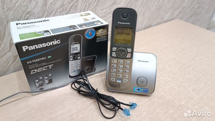 Беспроводной домашний телефон Panasonic KX-TG6811R