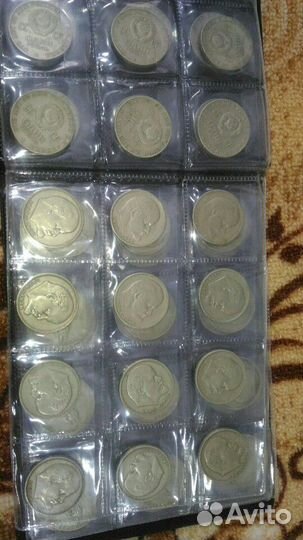Советские рубли 72 шт с монетником