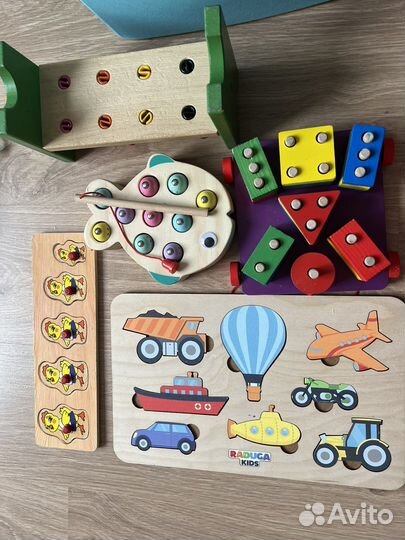 Детские игрушки деревянные развивающие