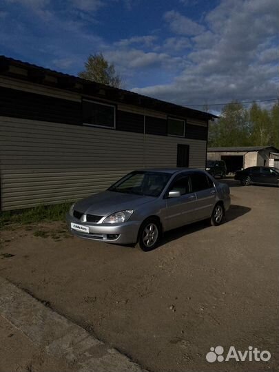 Mitsubishi Lancer 1.6 МТ, 2003, 300 000 км