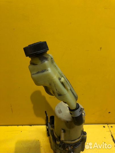 Насос гидроусилителя руля Mazda 3 BK 2006-2009