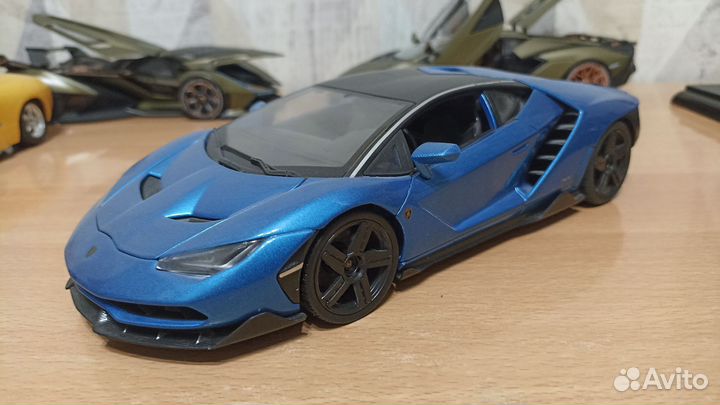 Lamborghini Centenario 1:18 Maisto