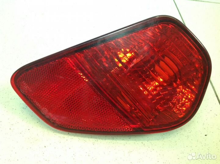 Фонарь задний в бампер левый Outlander 3 (GF) 2015