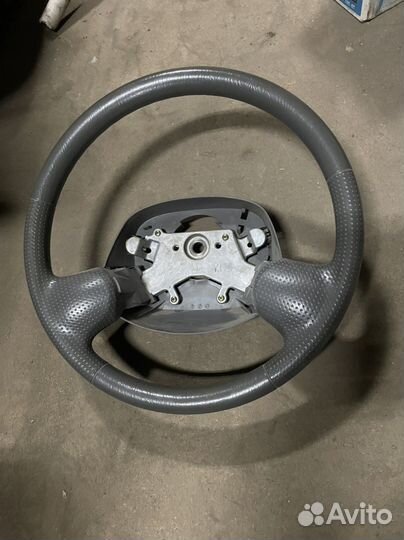 Руль для Сузуки Гранд Витара 2000 года
