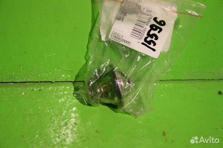 Термостат geely MK