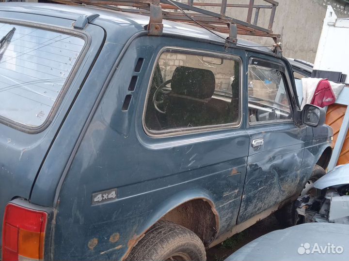 Ваз нива 21214 в разбор