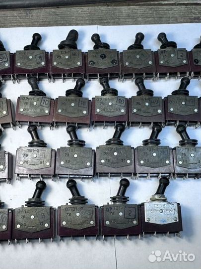 Тумблер тв1 2 и тумблер Тв1-4