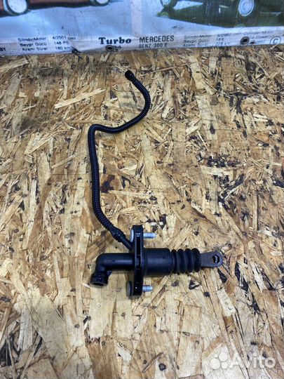 Цилиндр сцепления Сузуки Гранд Витара 2