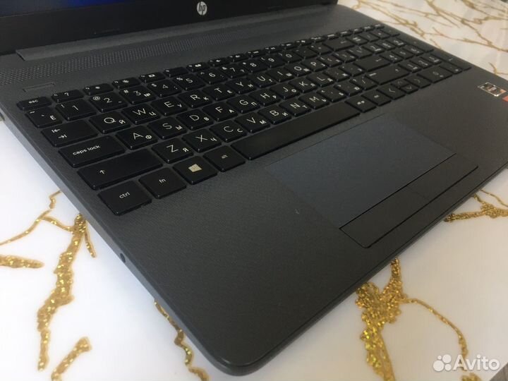 Ноутбук HP Ryzen3