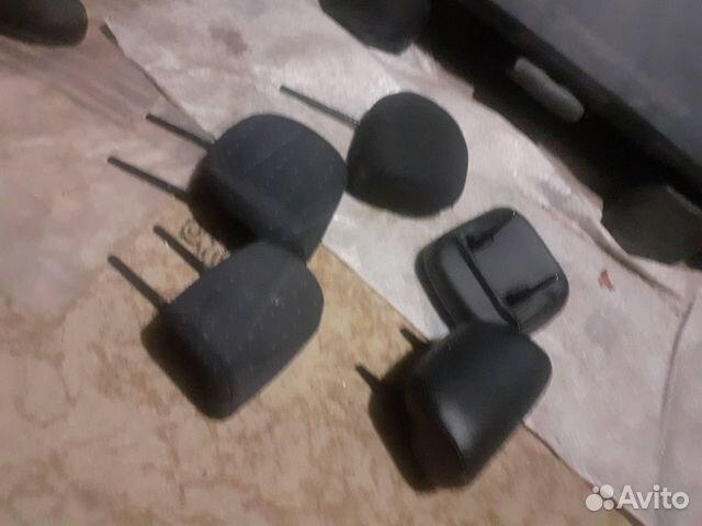 Подголовник Renault Sandero