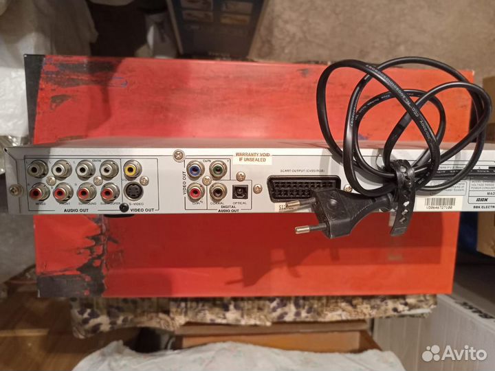 Видеомагнитофон BBK