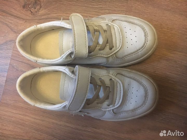 Кроссовки детские