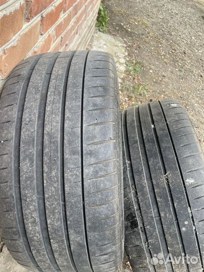Michelin Pilot Sport 4 245/40 R18