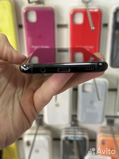 Samsung Galaxy S8+, 4/64 ГБ