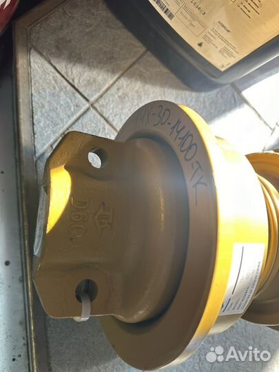 Каток Shantui SD16 16Y-40-09000 14X-30-00080