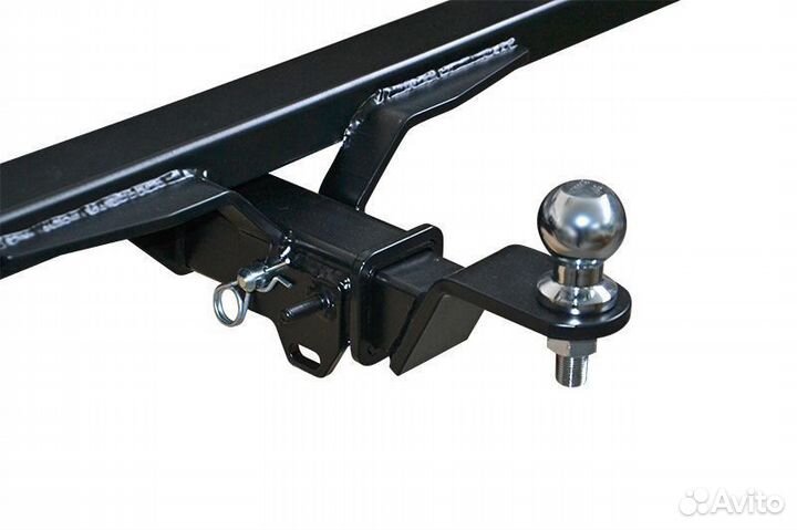 Фаркоп LADA Largus с 2012 - съемный квадрат