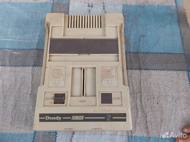 Джойстик dendy