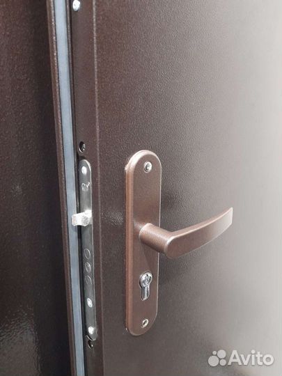 Дверь входная металл-металл новая