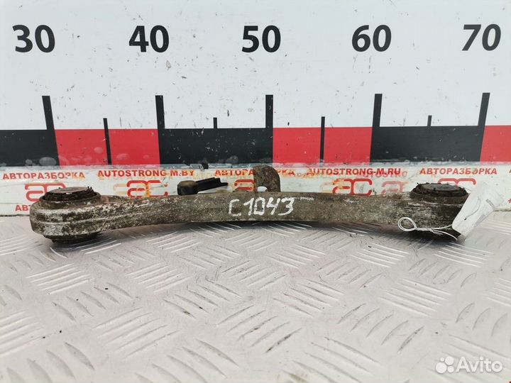 Рычаг задний правый Audi Q7 4L 2009 7L0505323A