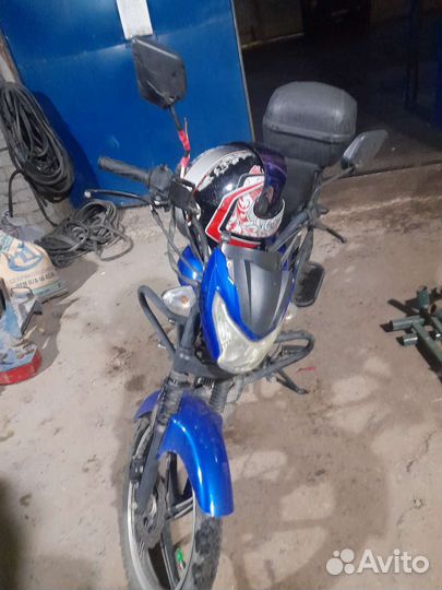 Продаю мопед
