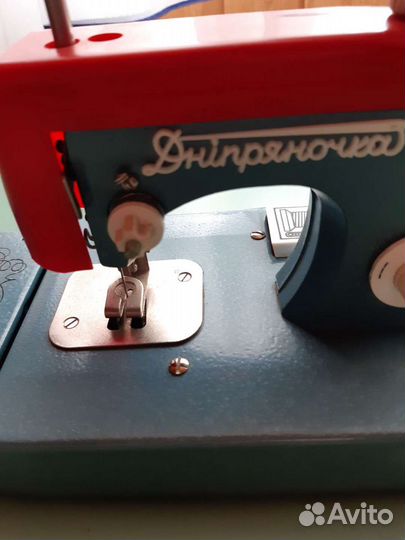 Швейная машинка детская ретро и Прилипалы набором