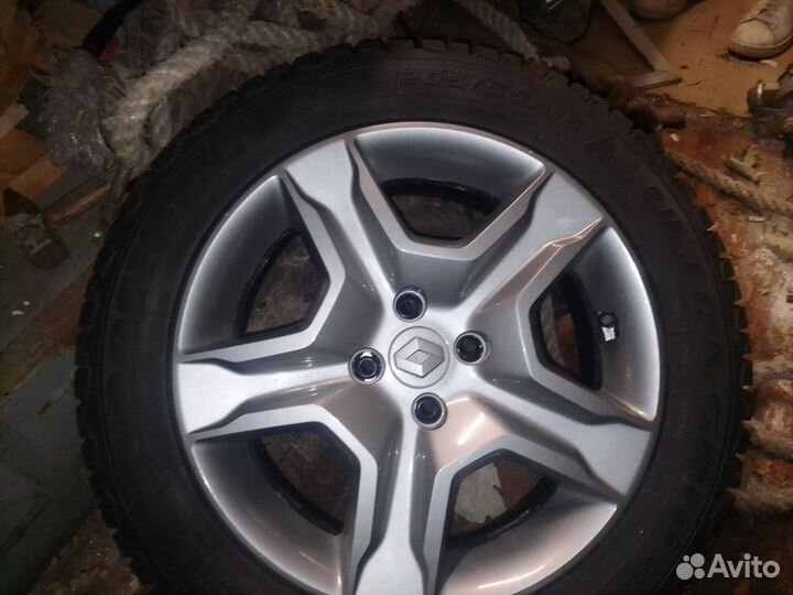 Goodyear UltraGrip 205/55 R16