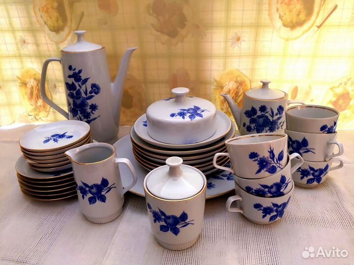 Чайно-кофейный сервиз. ГДР. 30 предметов