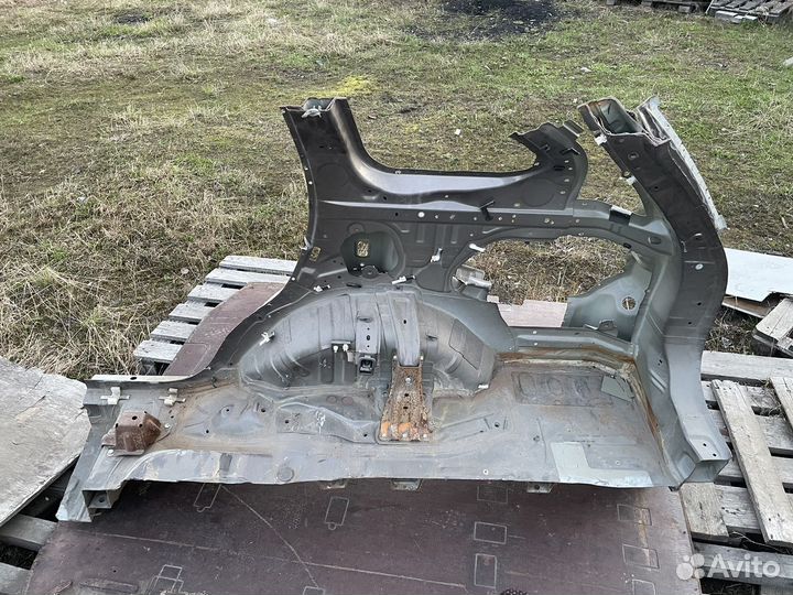 Элементы заднего правого крыла Outlander 2012+