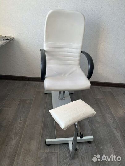 Кресло для педикюра бу