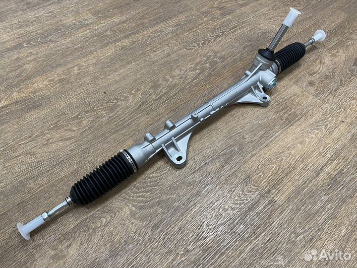 Рулевая рейка Nissan NV200. Правый руль