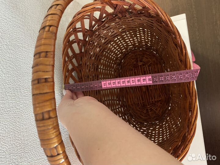 Корзина плетеная из ротанга