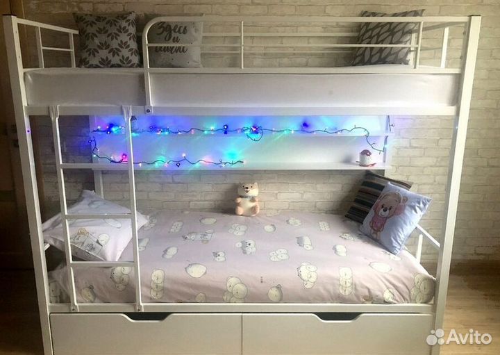 Двухъярусные кровати