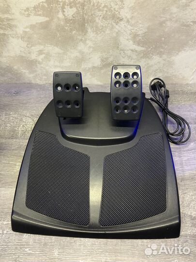 Игровой руль logitech momo racing 900