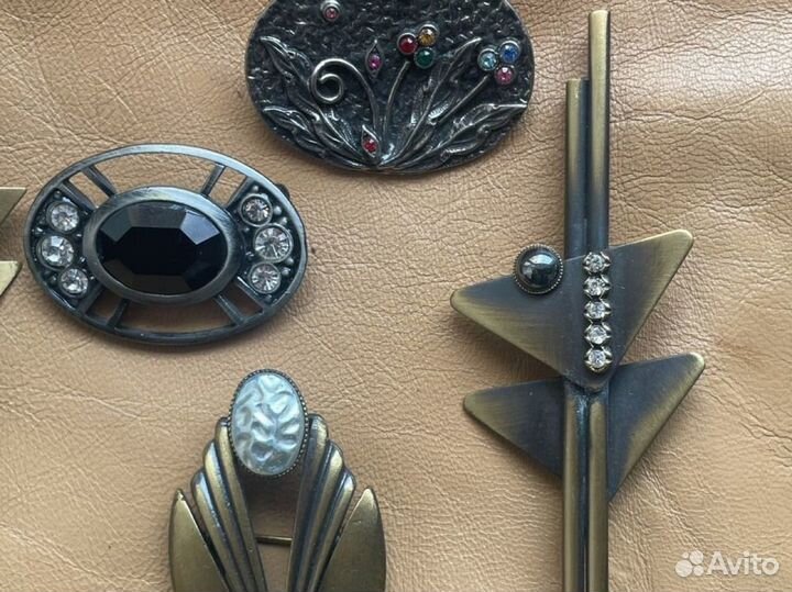 Винтажная брошь в стиле модерн лофт