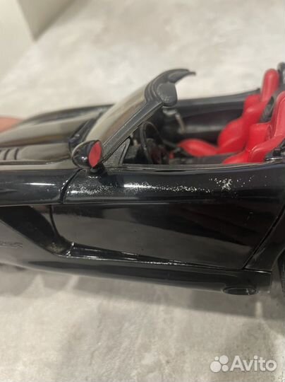 HotWheels Dodge Viper 1:18